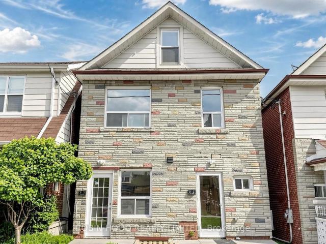 apartment at 1 82 FORD STREET, Toronto, Ontario, M6N3A1