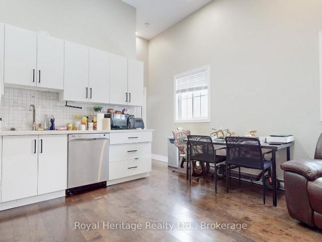apartment at 1 100 CROMWELL AVENUE, Oshawa, Ontario, L1J4T6