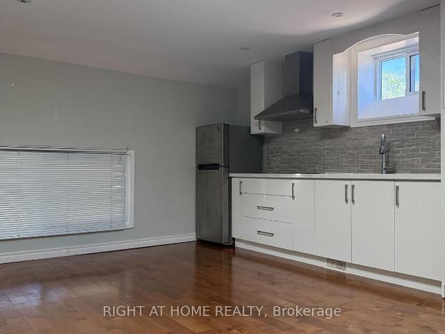 apartment at 1 1088 PEARSON DRIVE, Oakville, Ontario, L6H2A8