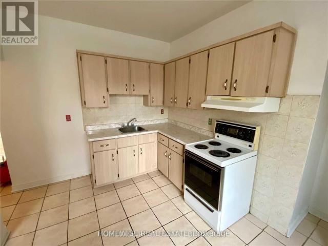 apartment at 1 1582 QUEEN STREET W, Toronto, Ontario, M6R1A6