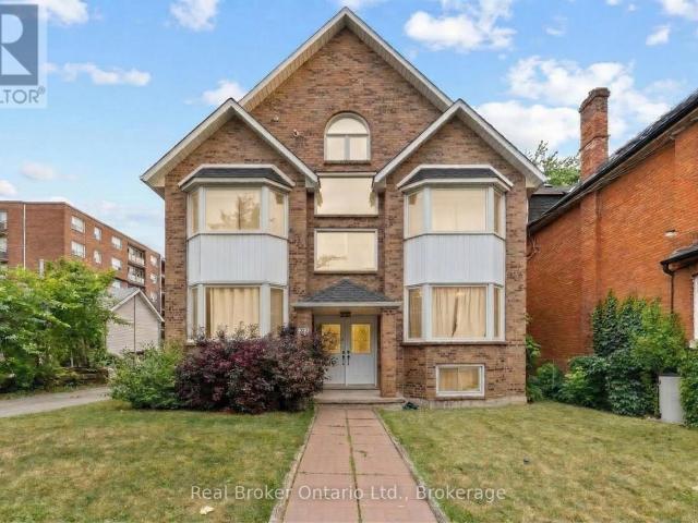 apartment at 1 – 220 CAROLINE STREET S