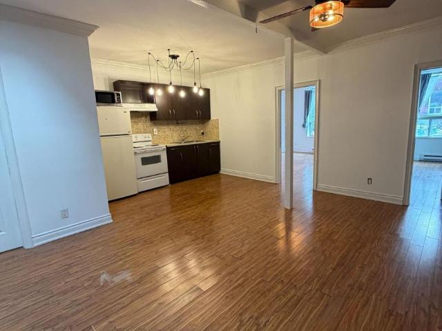 apartment at 1 2878 DUNDAS STREET W, Toronto, Ontario, M6P1Y8