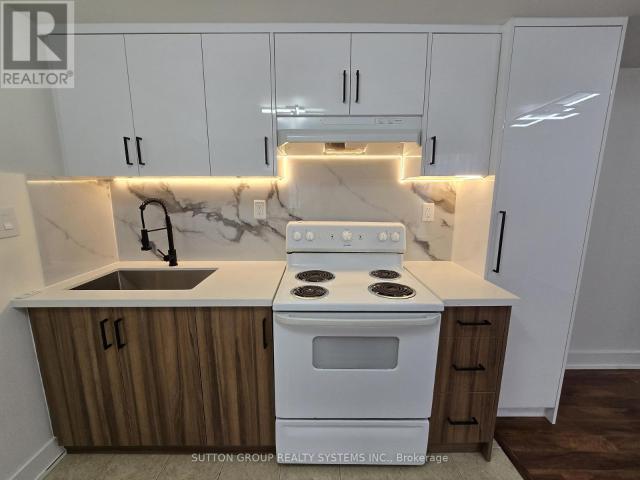 apartment at 1 2886 LAKE SHORE BOULEVARD W, Toronto, Ontario, M8V1J1