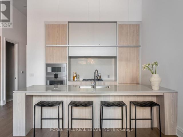 apartment at 1A – 2010 BATHURST STREET
