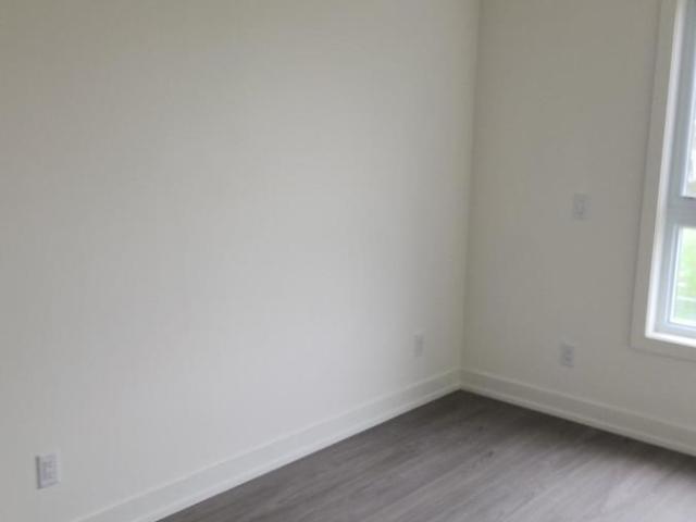 apartment at 204A 16 MELBOURNE AVENUE, St. Catharines, Ontario, L2P3J8