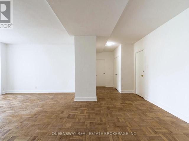 apartment at 206 755 AVENUE ROAD, Toronto, Ontario, M5P2J9