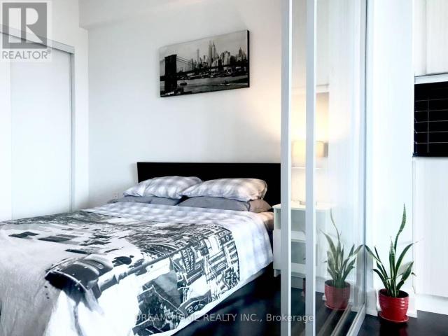 apartment at 208 160 VANDERHOOF AVENUE, Toronto, Ontario, M4G0B7