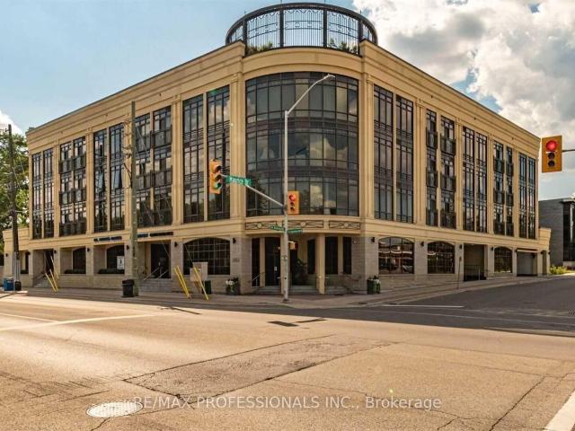 apartment at 208 205 LAKESHORE ROAD W, Oakville, Ontario, L6K1B3
