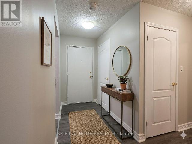 apartment at 208 936 GLEN ST STREET S, Oshawa, Ontario, L1J5Z7
