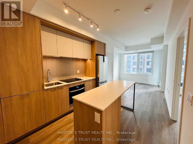 apartment at 2007 395 SQUARE ONE DRIVE, Mississauga, Ontario, L5B0P6