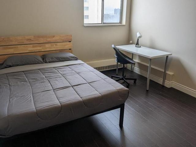 apartment at 2013 340 DIXON ROAD, Toronto, Ontario, M9R1T1
