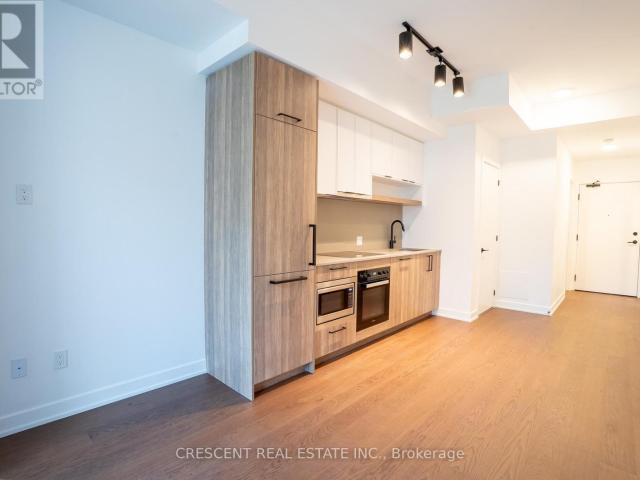 apartment at 201 – 91 MONTCLAIR AVENUE