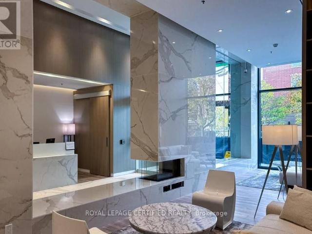 apartment at 202 370 MARTHA STREET E, Burlington, Ontario, L7R2P7