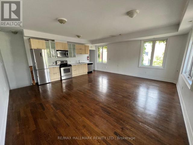 apartment at 215 HEWARD AVENUE, Toronto, Ontario, M4M2T6