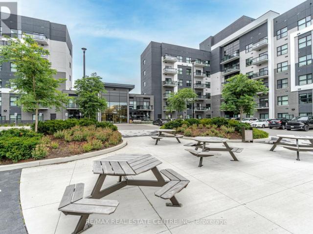 apartment at 217 102 GROVEWOOD COMMON CIRCLE, Oakville, Ontario, L6H0X2