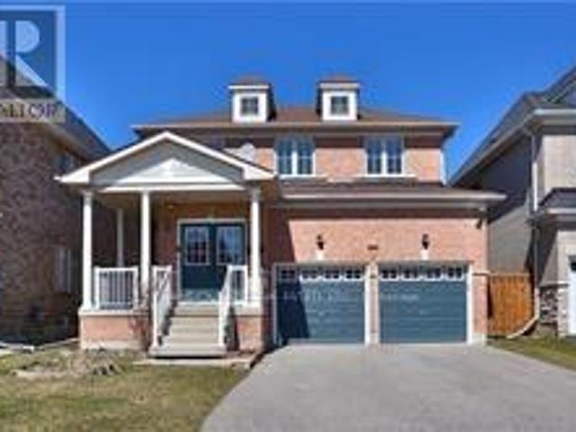 apartment at 218 HELEN AVENUE, Markham, Ontario, L3R1J8