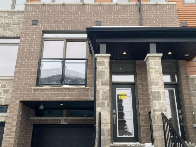 apartment at 218 30 TIMES SQUARE BOULEVARD, Hamilton, Ontario, L8J0M1
