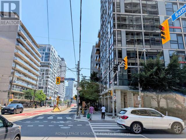 apartment at 210 60 BATHURST STREET, Toronto, Ontario, M5V2P7