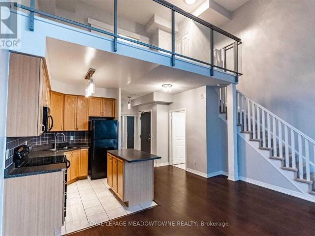 apartment at 2114 223 WEBB DRIVE, Mississauga, Ontario, L5B0E8