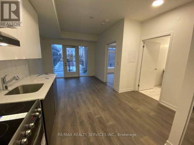 apartment at 211 120 CANON JACKSON DRIVE E, Toronto, Ontario, M6M0B8