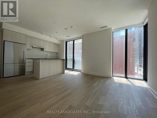 apartment at 213 25 RICHMOND STREET, Toronto, Ontario, M5C0A6