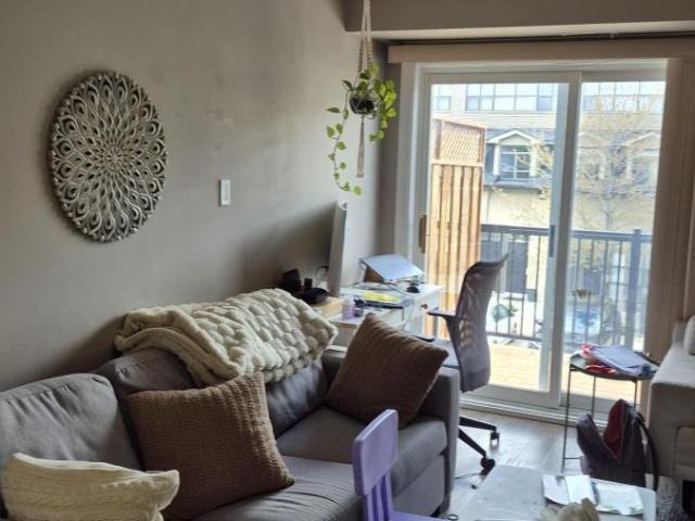 apartment at 213 262 ST. HELEN'S AVENUE, Toronto, Ontario, M6H4A4