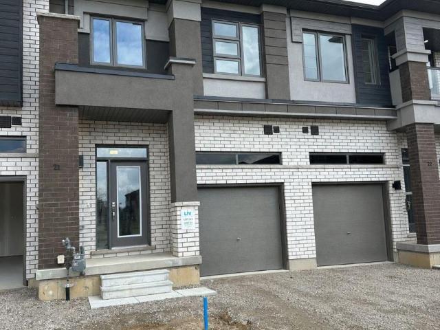 apartment at 21 – 660 COLBORNE STREET W