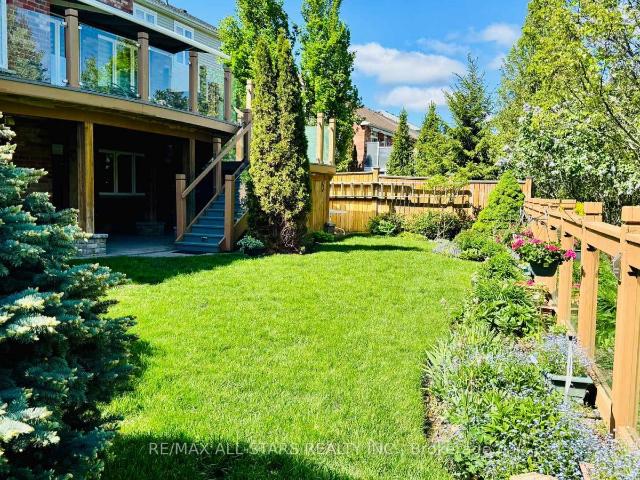 apartment at 21 OAKSIDE DRIVE, Uxbridge, Ontario, L9P2A4