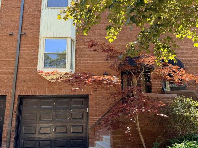 apartment at 21 RED MAPLE COURT, Toronto, Ontario, M2K2T4