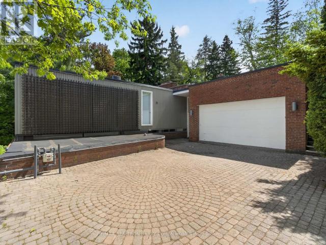 apartment at 21 TUDOR GATE, Toronto, Ontario, M2L1N3