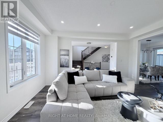 apartment at 21 UPPER – 1222 ROSE WAY