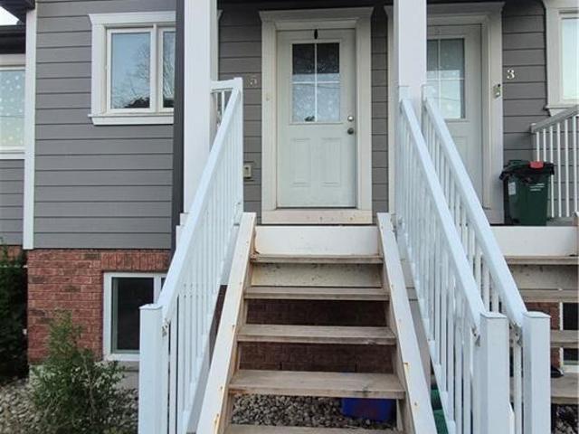 apartment at 225 RIDDELL Street Unit# 5