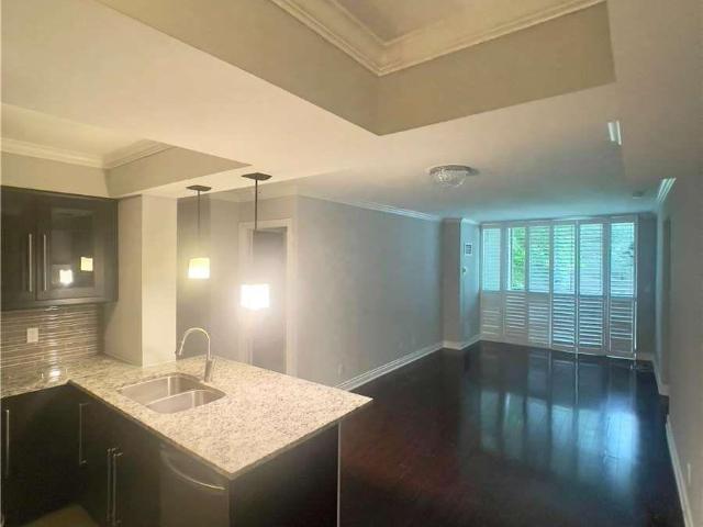 apartment at 221 18 WILLIAM CARSON CRESCENT, Toronto, Ontario, M2P2G6