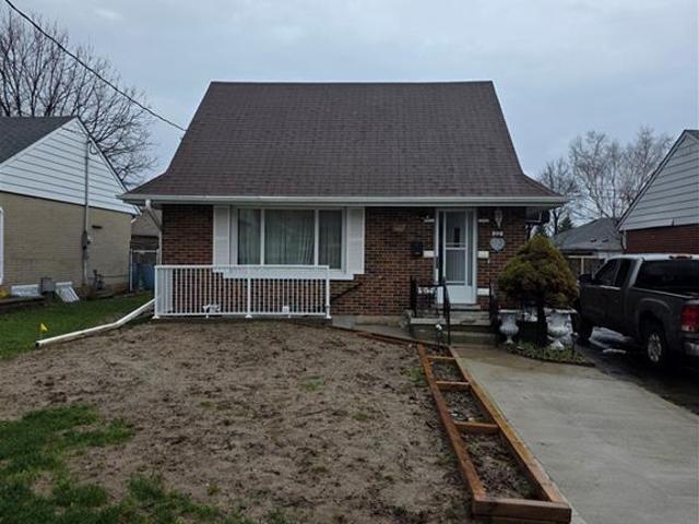 apartment at 22 MONTROSE Avenue, Kitchener, Ontario, N2M1Y2