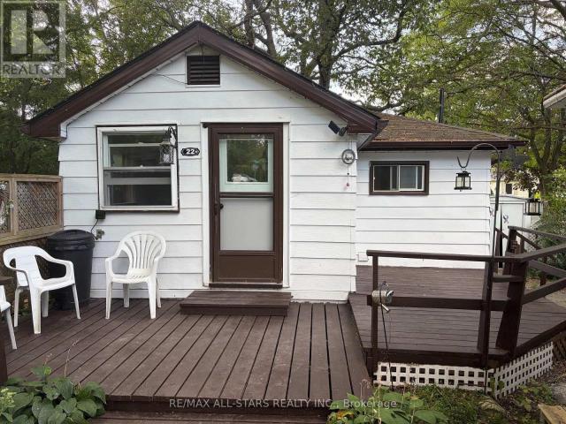 apartment at 22B THOMPSON DRIVE, Georgina, Ontario, L0E1L0