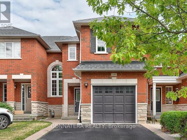 apartment at 2399 NEWCASTLE CRESCENT, Oakville, Ontario, L6M4P8