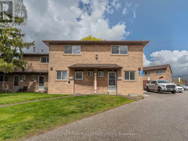 apartment at 23 44 ROMFIELD DRIVE, Toronto, Ontario, M3J1K3