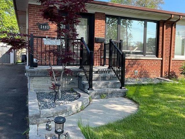 apartment at 2403 BARCLAY ROAD, Burlington, Ontario, L7R2B7