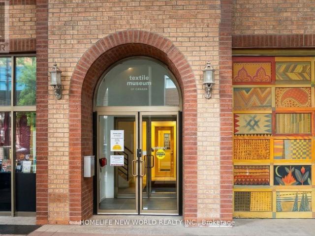 apartment at 2402 55 CENTRE AVENUE, Toronto, Ontario, M5G2H5