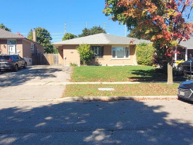 apartment at 2415 PADSTOW CRESCENT, Mississauga, Ontario, L5J2G2