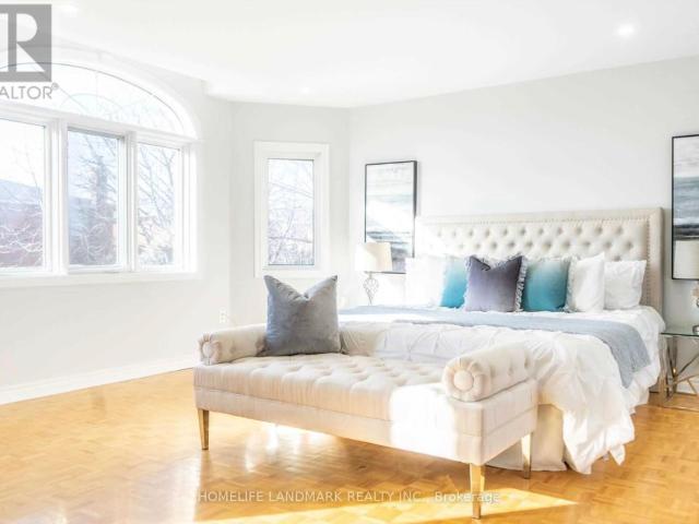 apartment at 241 HIGHGLEN AVENUE, Markham, Ontario, L3S3W4