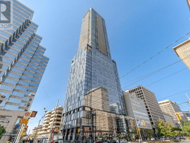 apartment at 2507 – 488 UNIVERSITY AVENUE S