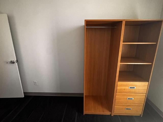apartment at 253 COLLEGE STREET, Toronto, Ontario, M5T1R5