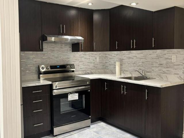 apartment at 26 TANGLERIDGE BOULEVARD, Brampton, Ontario, L6R2X5