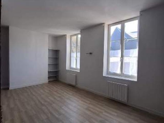 Apartment at 27 Pont Audemer, PONT AUDEMER, 27500, France