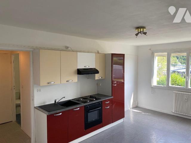 Apartment at 27 Pont Audemer, PONT AUDEMER, 27500, France