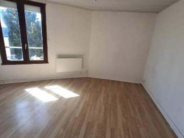 Apartment at 27 Pont Audemer, PONT AUDEMER, 27500, France