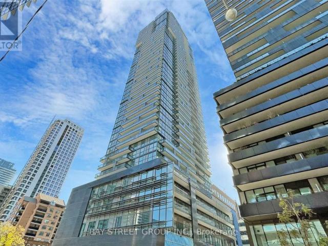 apartment at 2807 39 ROEHAMPTON AVENUE, Toronto, Ontario, M4P0G1