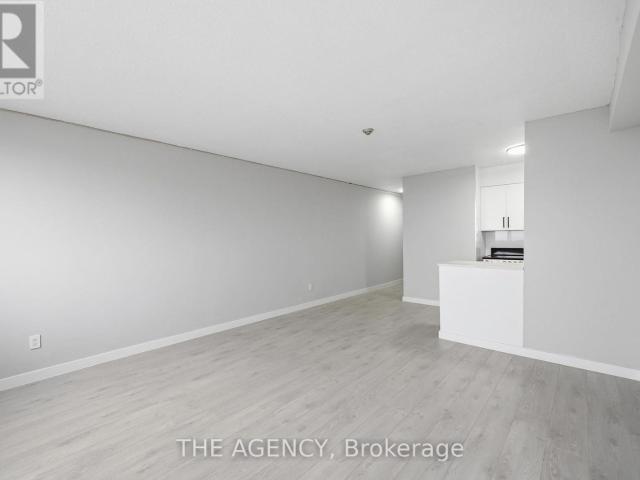 apartment at 2808B 2360 DUNDAS STREET W, Toronto, Ontario, M6P4B2