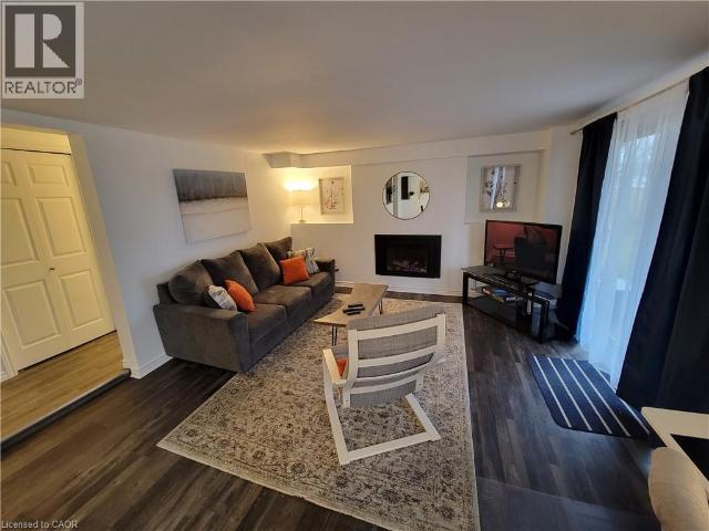 apartment at 290 N FAIRWAY Road N Unit# B